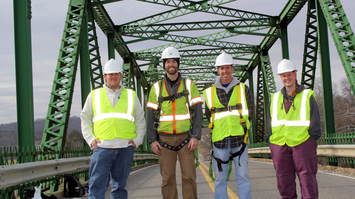 Yarnold Dexter Award